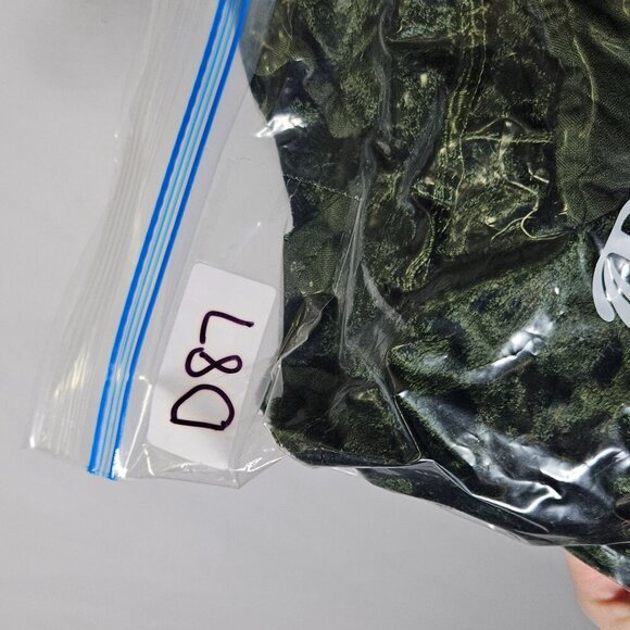 Bohemian Green Velvet Cardigan With Floral Embroidery & Button Closure - Picture 9 of 9